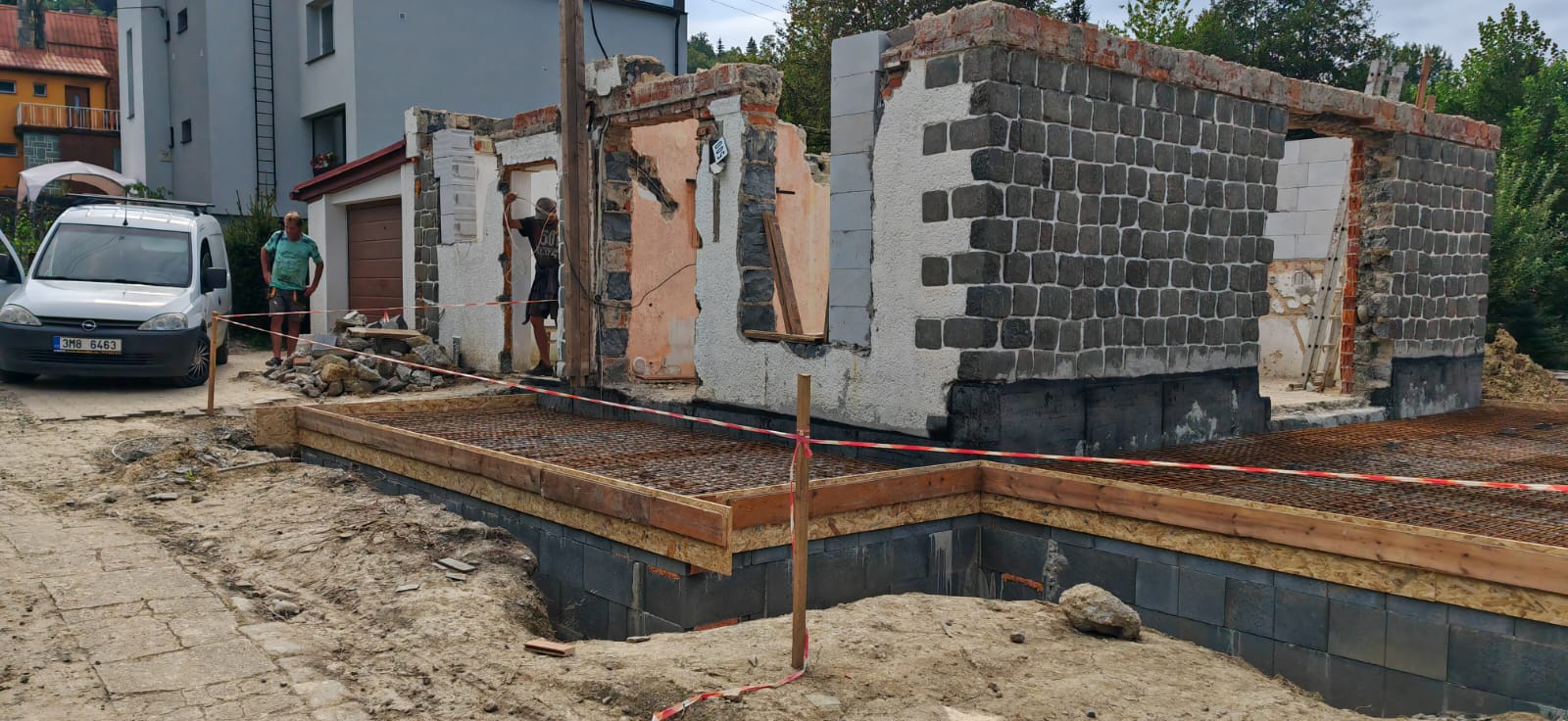 Bourání a demolice
